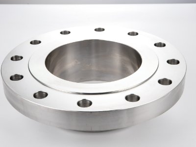 <b>带颈平焊法兰</b>