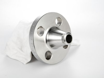 <b>带颈对焊法兰</b>